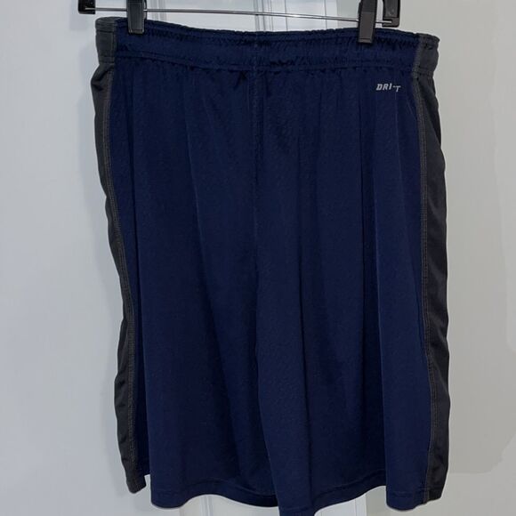 Nike 2 Tone UNC North Carolina Tar Heels  🏀 Basketball Work Out Gym Shorts XL - Picture 9 of 10